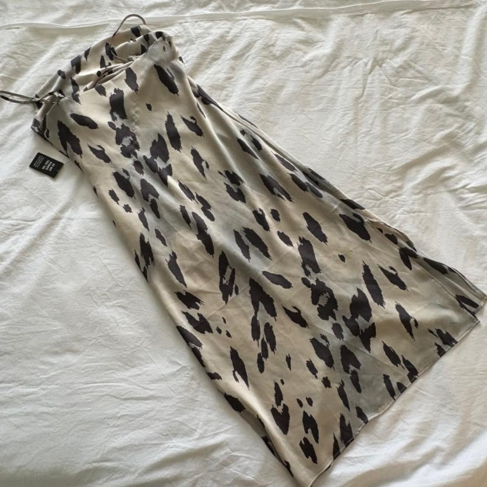 NWT Express Satin Cowl Neck Abstract Leopard Print Midi Dress XS - Picture 7 of 7